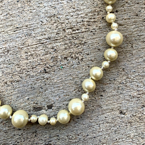 Price Drop J. Crew Pearls Necklace - Picture 3 of 3
